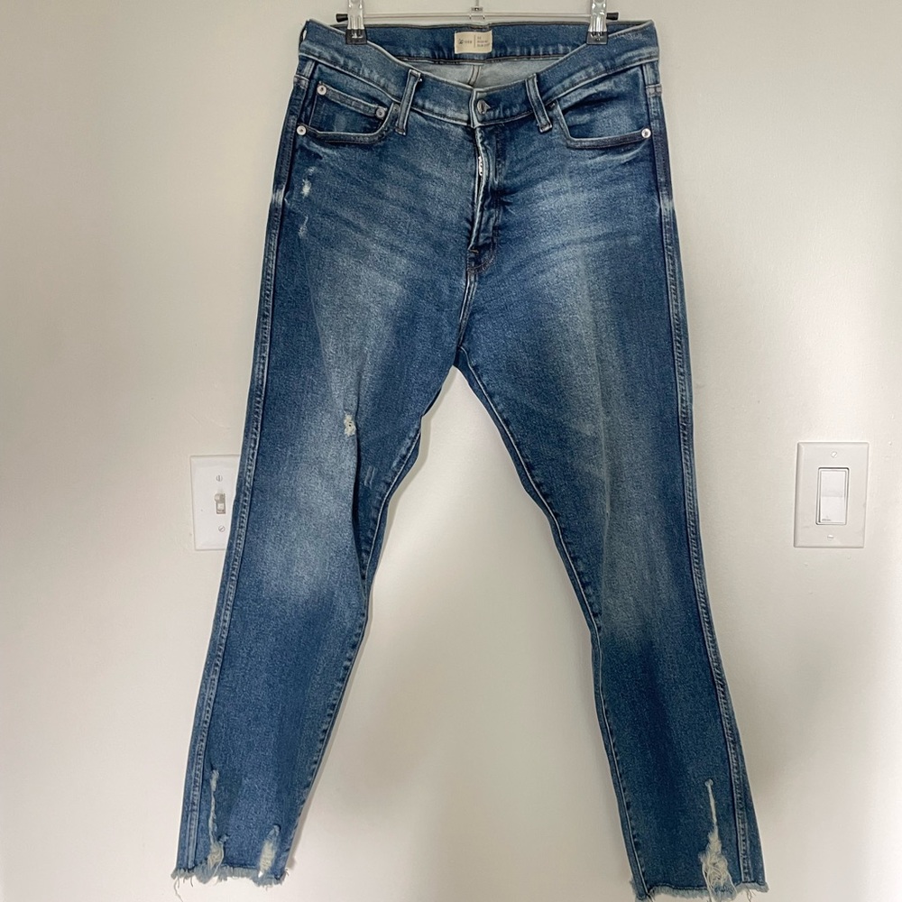 Gap ankle jeans with distressing